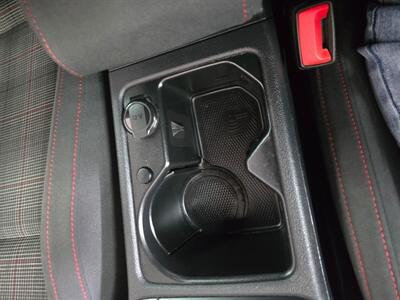 2022 Volkswagen Golf GTI S 4DR HATCHBACK/MANUAL - Photo 28 - Hamilton, OH 45015