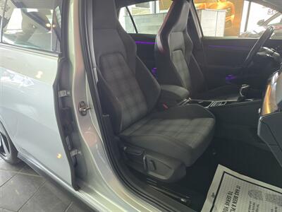 2022 Volkswagen Golf GTI S 4DR HATCHBACK/MANUAL - Photo 14 - Hamilton, OH 45015