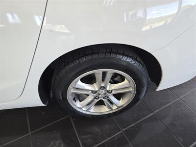 2018 Chevrolet Cruze LT Auto 4DR SEDAN   - Photo 29 - Hamilton, OH 45015
