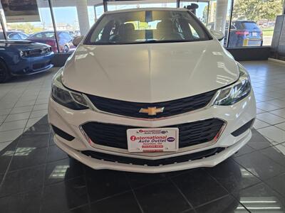 2018 Chevrolet Cruze LT Auto 4DR SEDAN   - Photo 2 - Hamilton, OH 45015