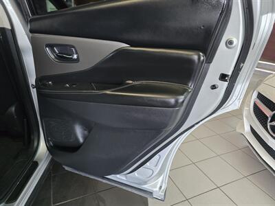 2020 Nissan Murano SV 4DR SUV AWD   - Photo 15 - Hamilton, OH 45015