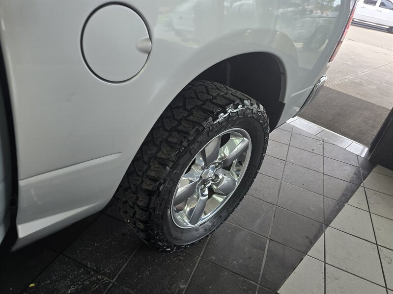 2016 RAM 1500 Big Horn/CREW CAB/HEMI/4X4 - Photo 36 - Hamilton, OH 45015