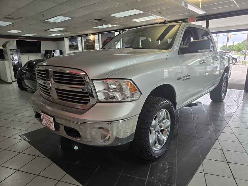 2016 RAM 1500 Big Horn/CREW CAB/HEMI/4X4   - Photo 1 - Hamilton, OH 45015