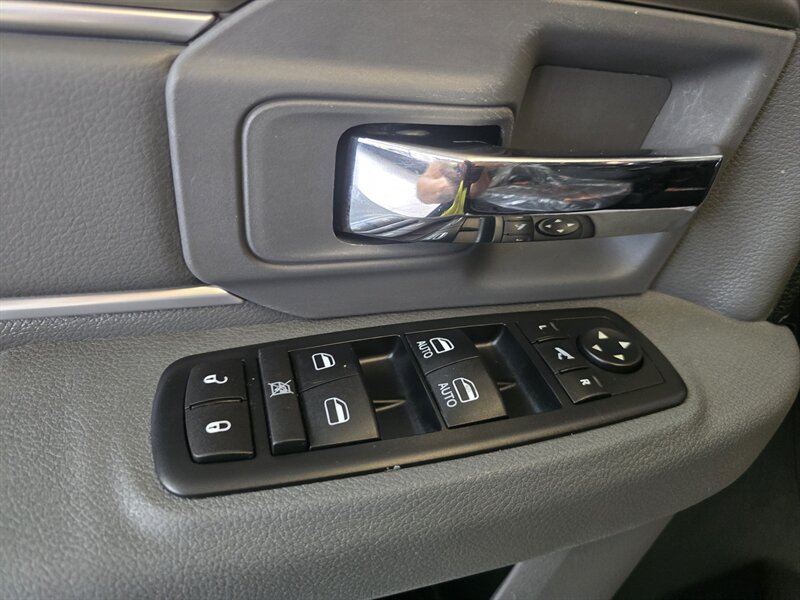 2016 RAM 1500 Big Horn/CREW CAB/HEMI/4X4 - Photo 27 - Hamilton, OH 45015