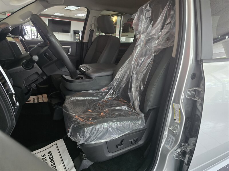 2016 RAM 1500 Big Horn/CREW CAB/HEMI/4X4 - Photo 9 - Hamilton, OH 45015