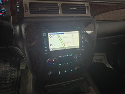 2013 GMC Yukon Denali 4DR SUV AWD   - Photo 28 - Hamilton, OH 45015