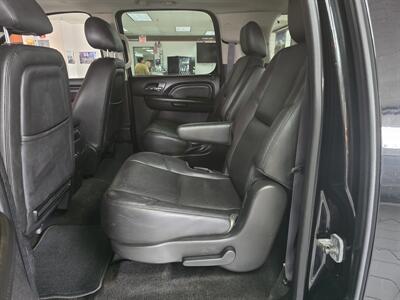 2013 GMC Yukon Denali 4DR SUV AWD   - Photo 14 - Hamilton, OH 45015