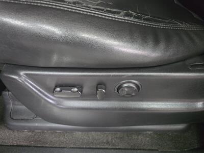 2013 GMC Yukon Denali 4DR SUV AWD   - Photo 8 - Hamilton, OH 45015