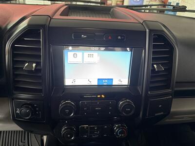 2018 Ford F-150 XL/STX/ SUPER CREW 4X4   - Photo 15 - Hamilton, OH 45015