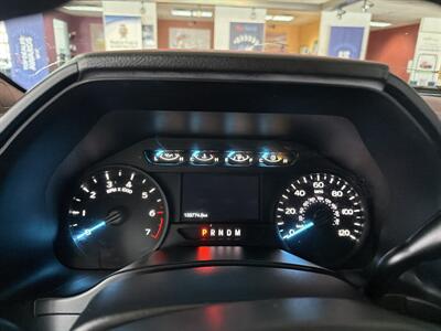 2018 Ford F-150 XL/STX/ SUPER CREW 4X4   - Photo 11 - Hamilton, OH 45015