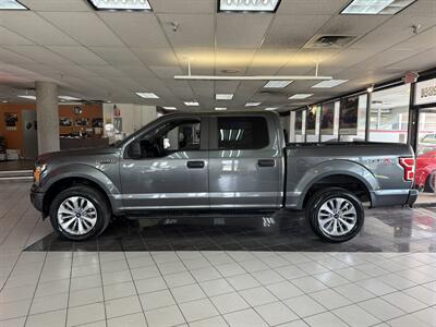 2018 Ford F-150 XL/STX/ SUPER CREW 4X4   - Photo 2 - Hamilton, OH 45015