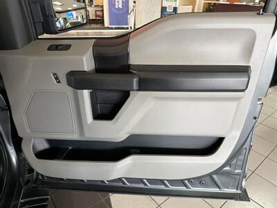 2018 Ford F-150 XL/STX/ SUPER CREW 4X4   - Photo 26 - Hamilton, OH 45015