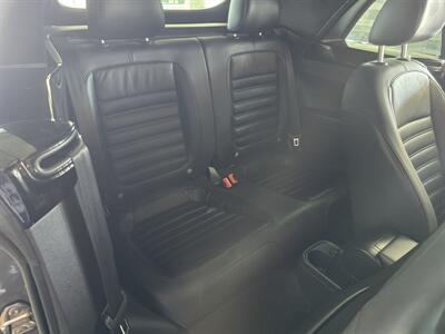 2014 Volkswagen Beetle Convertible R-Line PZEV 2DR   - Photo 19 - Hamilton, OH 45015