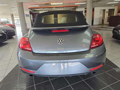 2014 Volkswagen Beetle Convertible R-Line PZEV 2DR   - Photo 9 - Hamilton, OH 45015