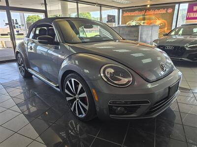 2014 Volkswagen Beetle Convertible R-Line PZEV 2DR   - Photo 7 - Hamilton, OH 45015