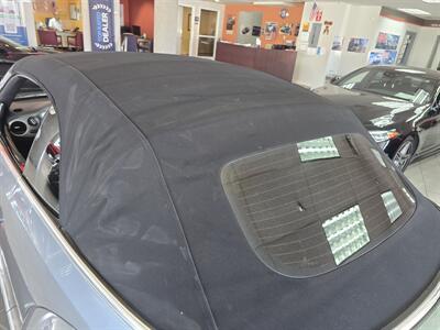 2014 Volkswagen Beetle Convertible R-Line PZEV 2DR   - Photo 31 - Hamilton, OH 45015