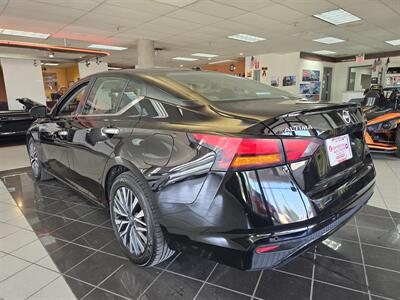 2023 Nissan Altima 2.5 SV 4DR SEDAN   - Photo 7 - Hamilton, OH 45015