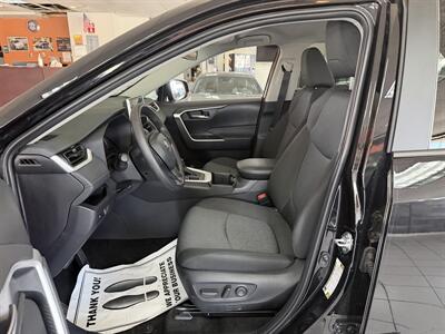 2025 Toyota RAV4 XLE 4DR SUV AWD   - Photo 33 - Hamilton, OH 45015