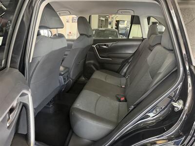 2025 Toyota RAV4 XLE 4DR SUV AWD   - Photo 52 - Hamilton, OH 45015