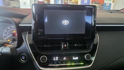 2024 Toyota Corolla SE   - Photo 15 - Hamilton, OH 45015