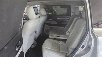 2014 Toyota Highlander Limited   - Photo 20 - Hamilton, OH 45015