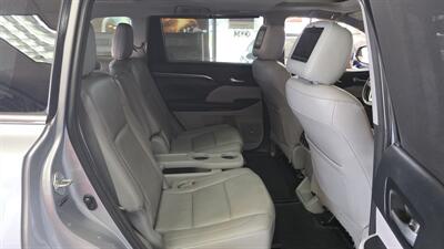 2014 Toyota Highlander Limited   - Photo 25 - Hamilton, OH 45015