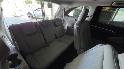 2014 Toyota Highlander Limited   - Photo 27 - Hamilton, OH 45015