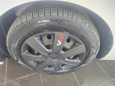 2014 Scion xB Base 4DR WAGON - Photo 28 - Hamilton, OH 45015