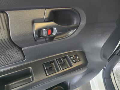 2014 Scion xB Base 4DR WAGON - Photo 17 - Hamilton, OH 45015