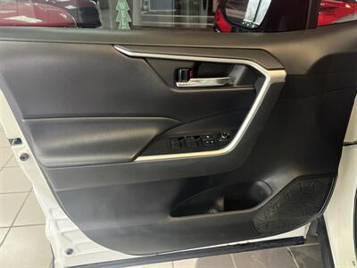 2020 Toyota RAV4 XLE 4DR SUV - Photo 17 - Hamilton, OH 45015