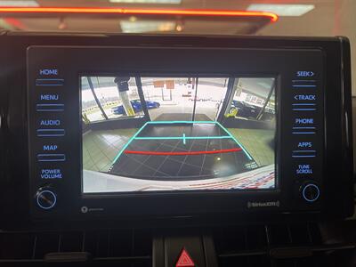 2020 Toyota RAV4 XLE 4DR SUV - Photo 15 - Hamilton, OH 45015