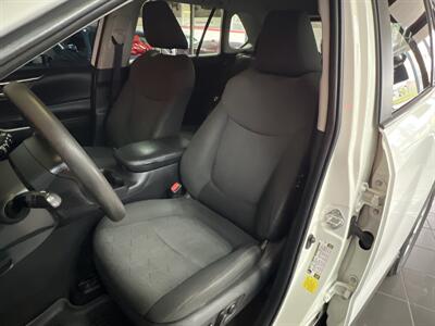 2020 Toyota RAV4 XLE 4DR SUV - Photo 9 - Hamilton, OH 45015