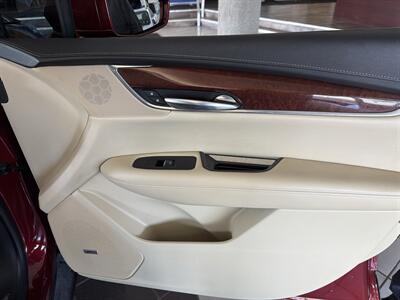 2017 Cadillac XT5 Premium Luxury 4DR SUV   - Photo 28 - Hamilton, OH 45015