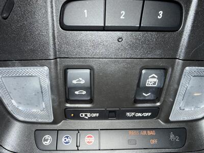 2017 Cadillac XT5 Premium Luxury 4DR SUV   - Photo 18 - Hamilton, OH 45015