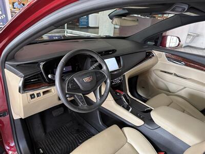 2017 Cadillac XT5 Premium Luxury 4DR SUV   - Photo 11 - Hamilton, OH 45015