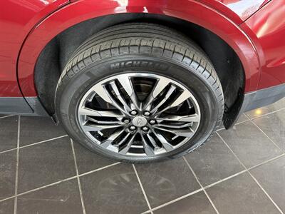 2017 Cadillac XT5 Premium Luxury 4DR SUV   - Photo 35 - Hamilton, OH 45015