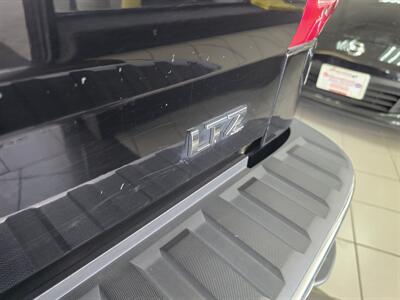 2017 Chevrolet Silverado 1500 LTZ 4DR EXTENDED CAB 4X4   - Photo 36 - Hamilton, OH 45015