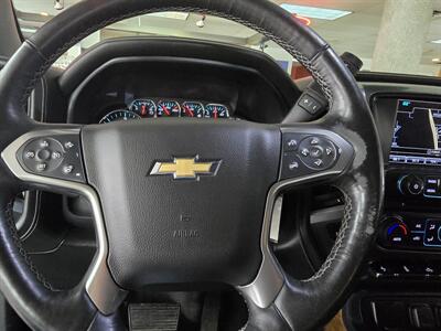 2017 Chevrolet Silverado 1500 LTZ 4DR EXTENDED CAB 4X4   - Photo 31 - Hamilton, OH 45015