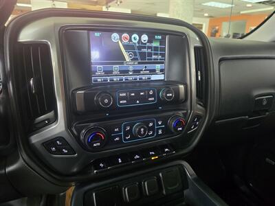 2017 Chevrolet Silverado 1500 LTZ 4DR EXTENDED CAB 4X4   - Photo 27 - Hamilton, OH 45015