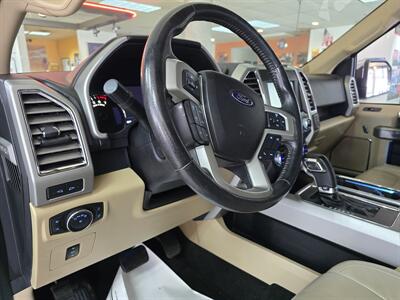 2015 Ford F-150 Lariat SUPER CREW 4X4   - Photo 8 - Hamilton, OH 45015