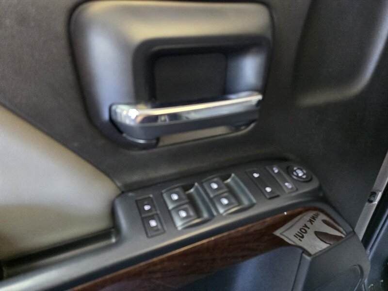2014 GMC Sierra 1500 SLE 4DR EXTENDED CAB - Photo 17 - Hamilton, OH 45015