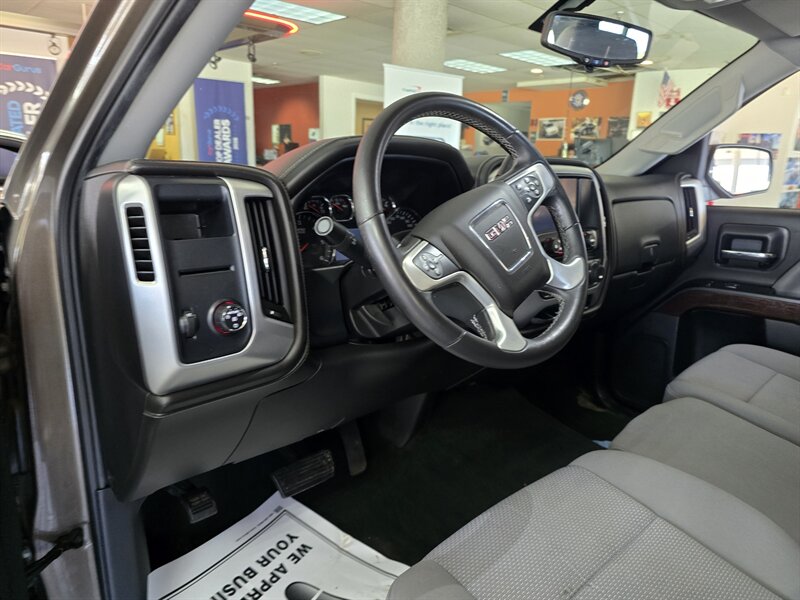 2014 GMC Sierra 1500 SLE 4DR EXTENDED CAB - Photo 8 - Hamilton, OH 45015