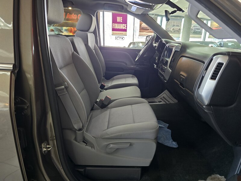 2014 GMC Sierra 1500 SLE 4DR EXTENDED CAB - Photo 14 - Hamilton, OH 45015