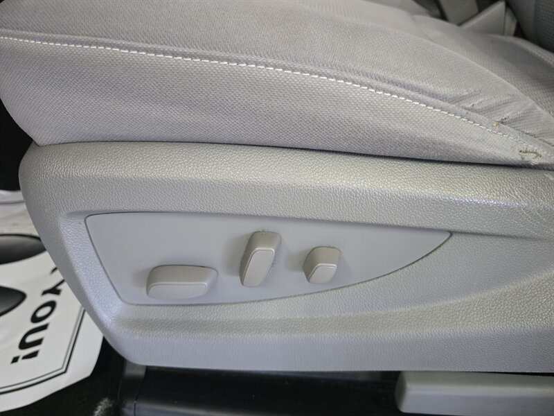 2014 GMC Sierra 1500 SLE 4DR EXTENDED CAB - Photo 18 - Hamilton, OH 45015