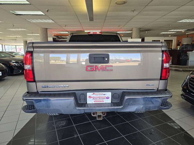 2014 GMC Sierra 1500 SLE 4DR EXTENDED CAB - Photo 5 - Hamilton, OH 45015