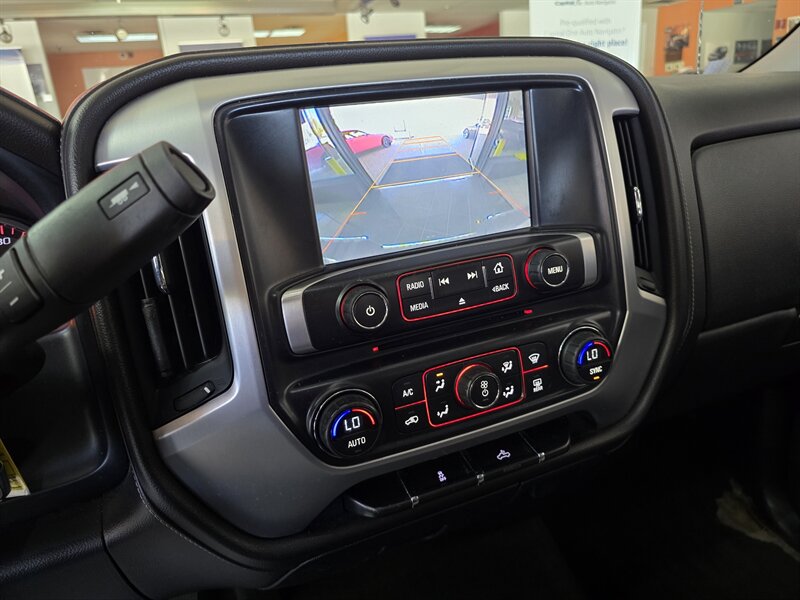 2014 GMC Sierra 1500 SLE 4DR EXTENDED CAB - Photo 19 - Hamilton, OH 45015