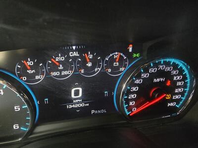 2019 GMC Yukon Denali 4DR SUV AWD   - Photo 36 - Hamilton, OH 45015