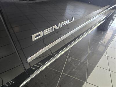 2019 GMC Yukon Denali 4DR SUV AWD   - Photo 43 - Hamilton, OH 45015