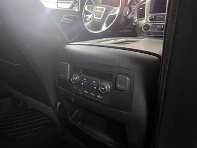 2019 GMC Yukon Denali 4DR SUV AWD   - Photo 22 - Hamilton, OH 45015