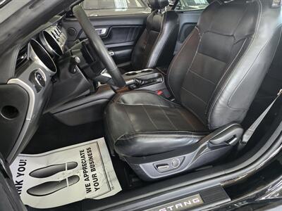 2019 Ford Mustang EcoBoost 2DR CONVERTIBLE - Photo 11 - Hamilton, OH 45015